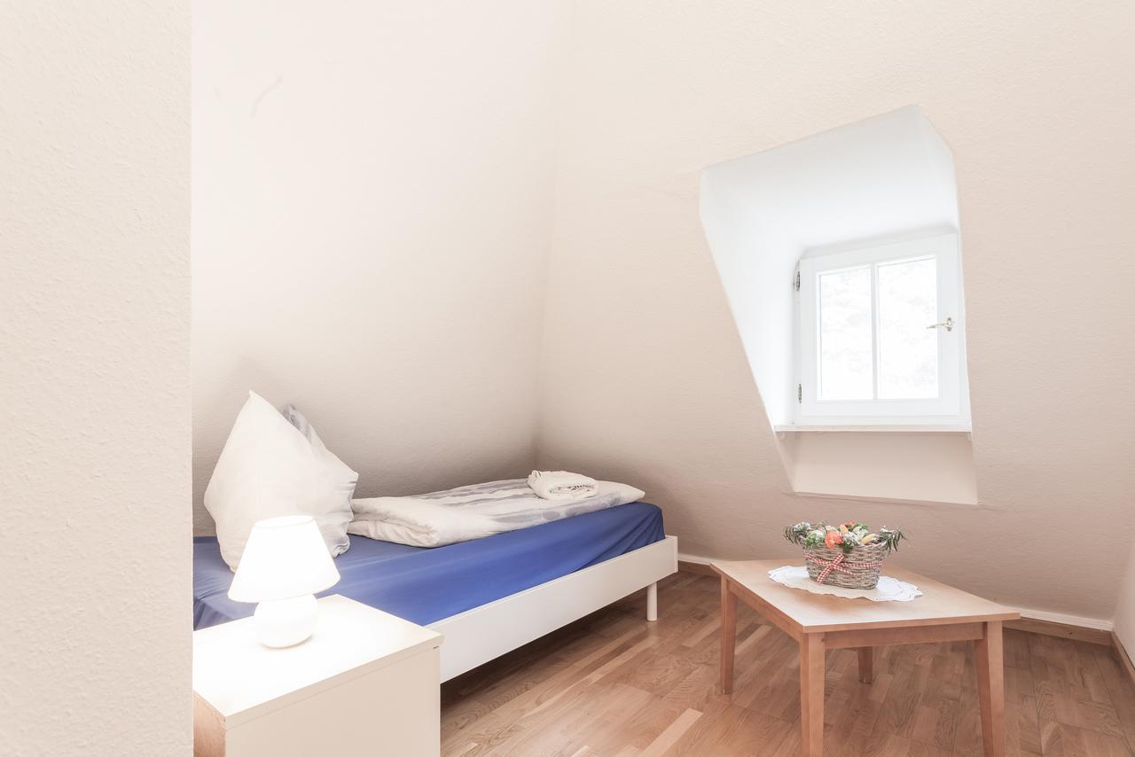 Gaestehaus Villa Rose Durrrohrsdorf Room photo